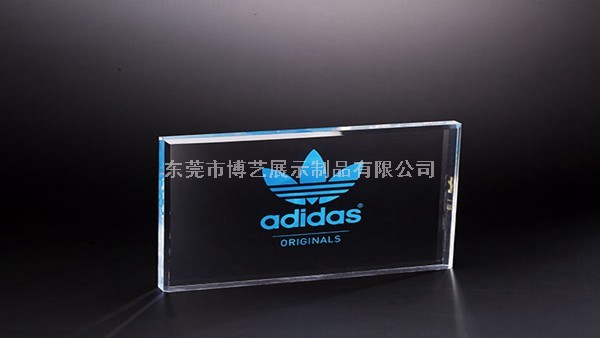 亞克力展示架為什么會(huì)比其它材質(zhì)的展示架要貴？_博藝展示