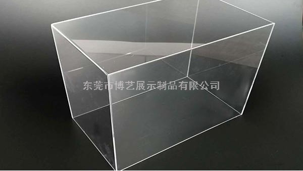 怎么為準(zhǔn)備12月到來的圣誕節(jié)挑選亞克力盒子呢？