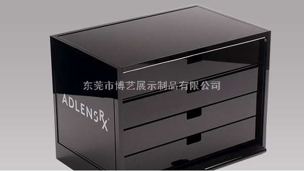 博藝設(shè)計亞克力首飾展架的2個優(yōu)點
